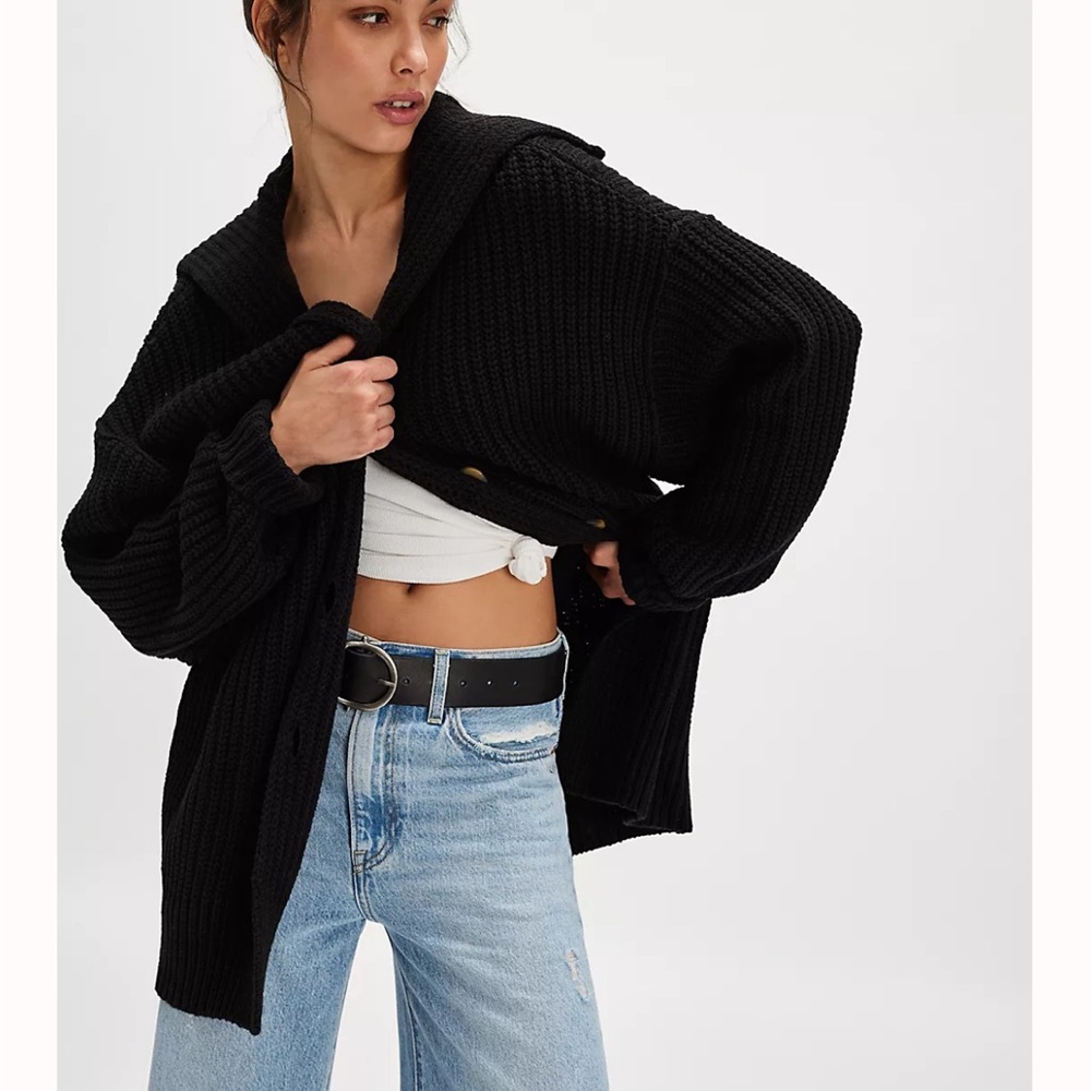 FREE PEOPLE SWEATER